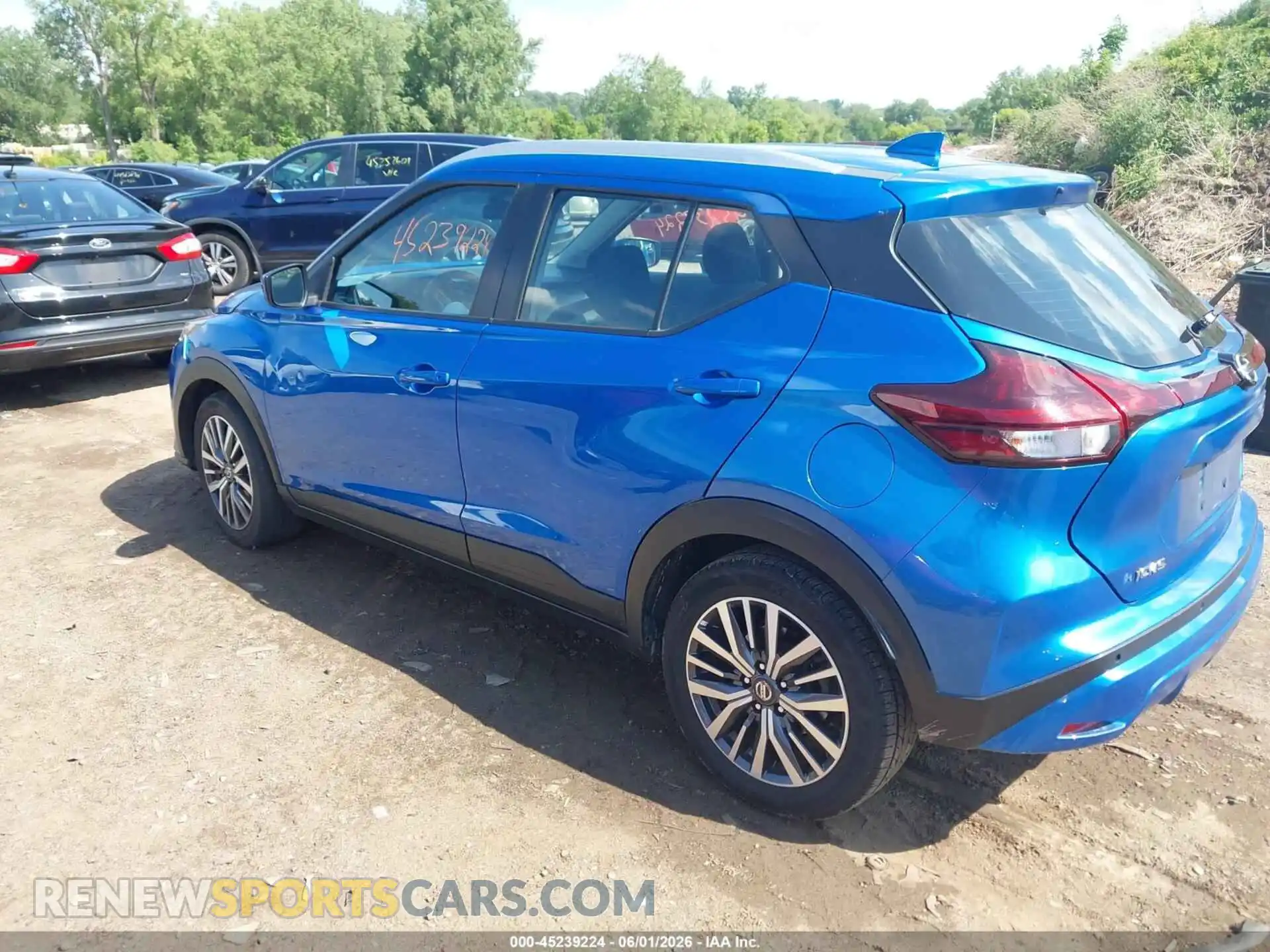 3 Фотография поврежденного автомобиля 3N1CP5CVXML481562 NISSAN KICKS 2021