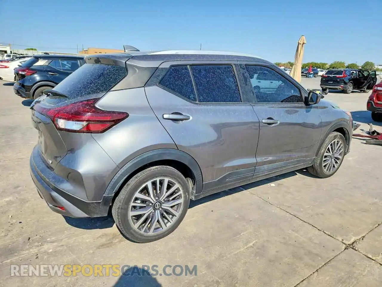 3 fotografías del automóvil dañado 3N1CP5CVXML487250 NISSAN KICKS 2021