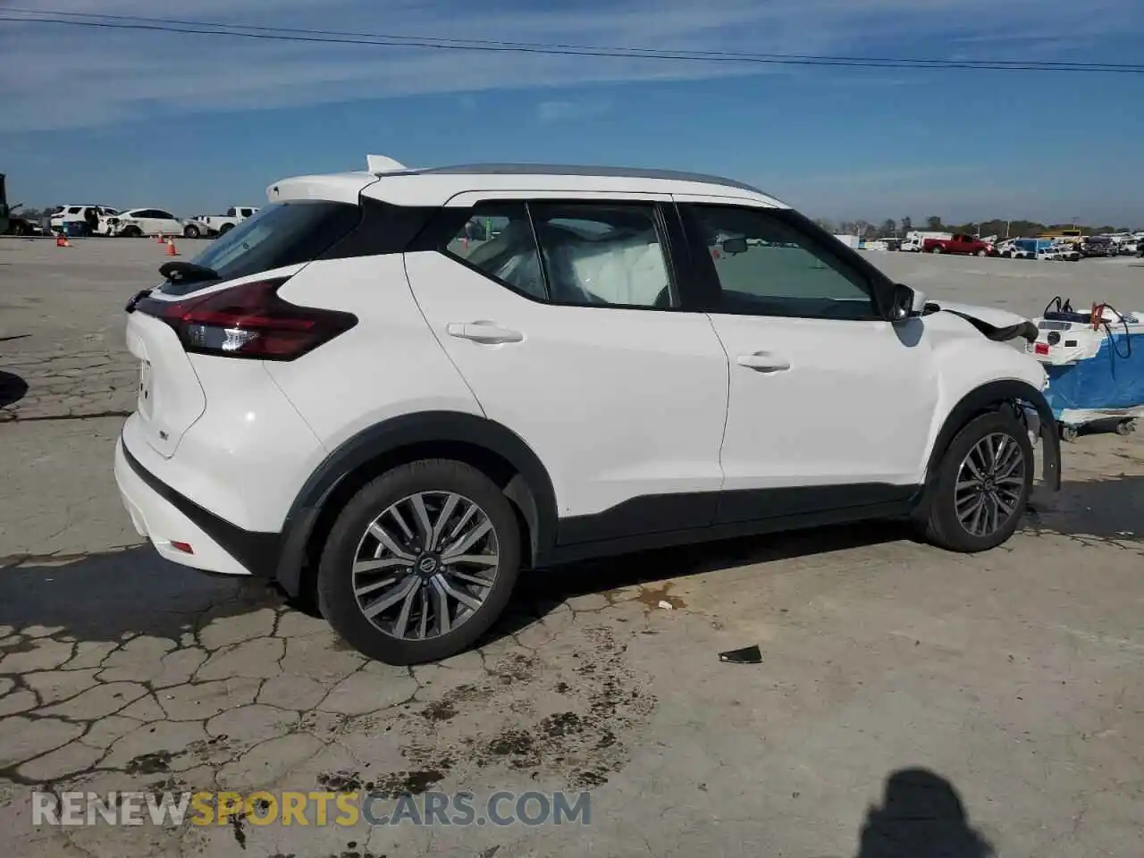 3 Photograph of a damaged car 3N1CP5CVXML514124 NISSAN KICKS 2021