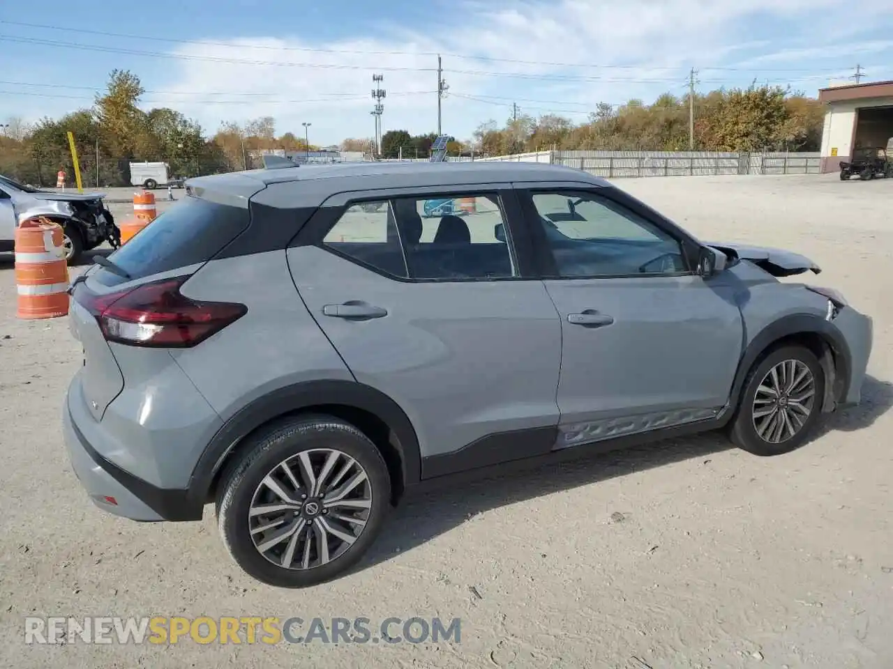 3 Photograph of a damaged car 3N1CP5CVXML525608 NISSAN KICKS 2021