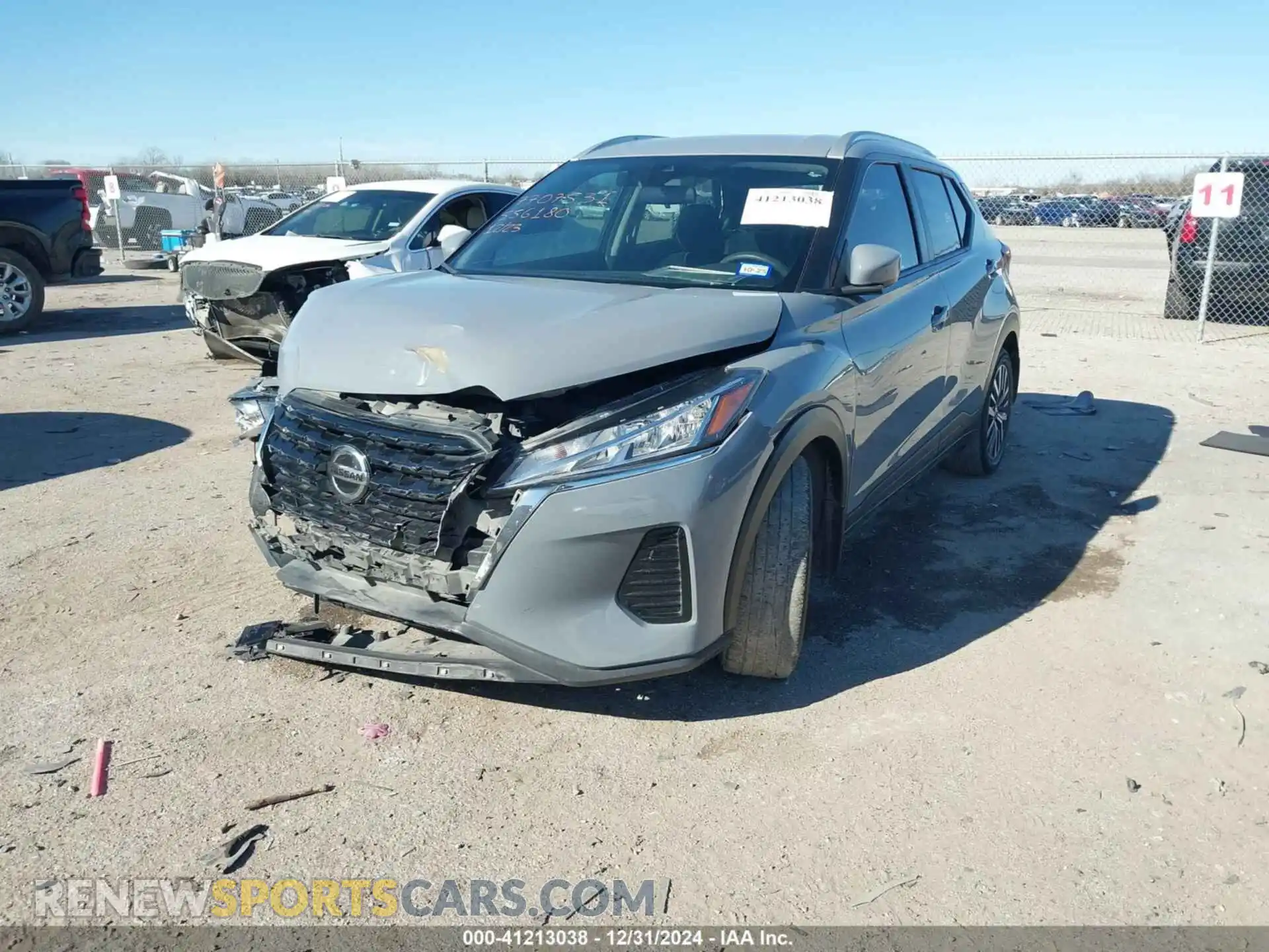 2 fotografías del automóvil dañado 3N1CP5CVXML556180 NISSAN KICKS 2021