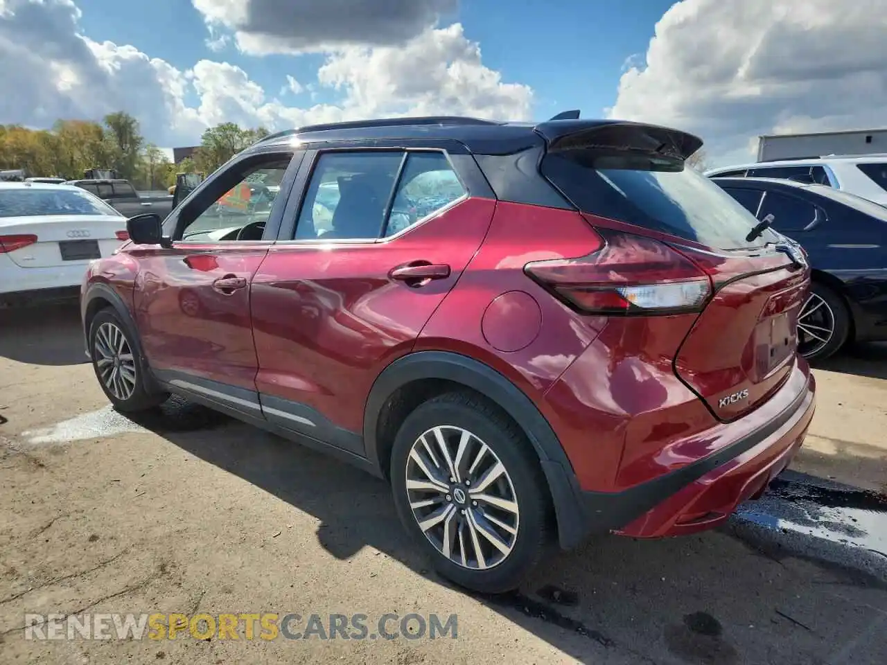 2 Photograph of a damaged car 3N1CP5DV0ML495744 NISSAN KICKS 2021
