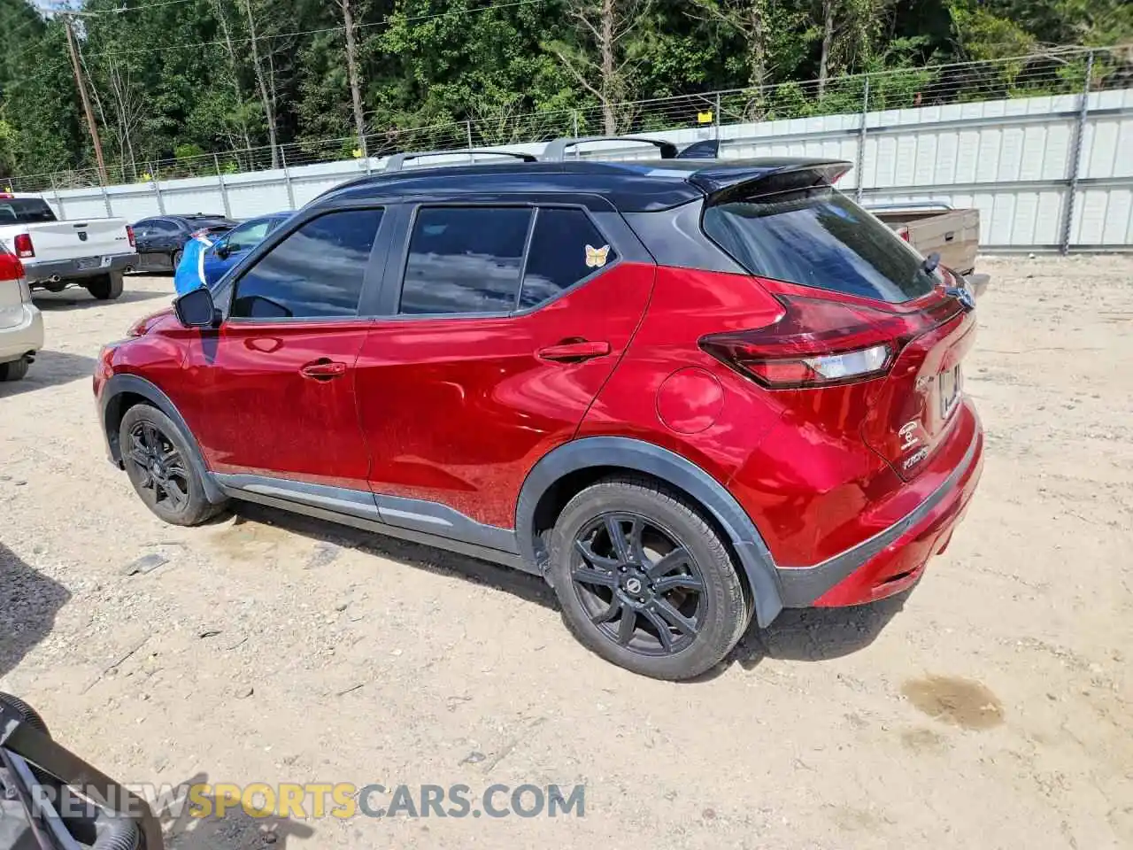 2 Photograph of a damaged car 3N1CP5DV0ML548183 NISSAN KICKS 2021