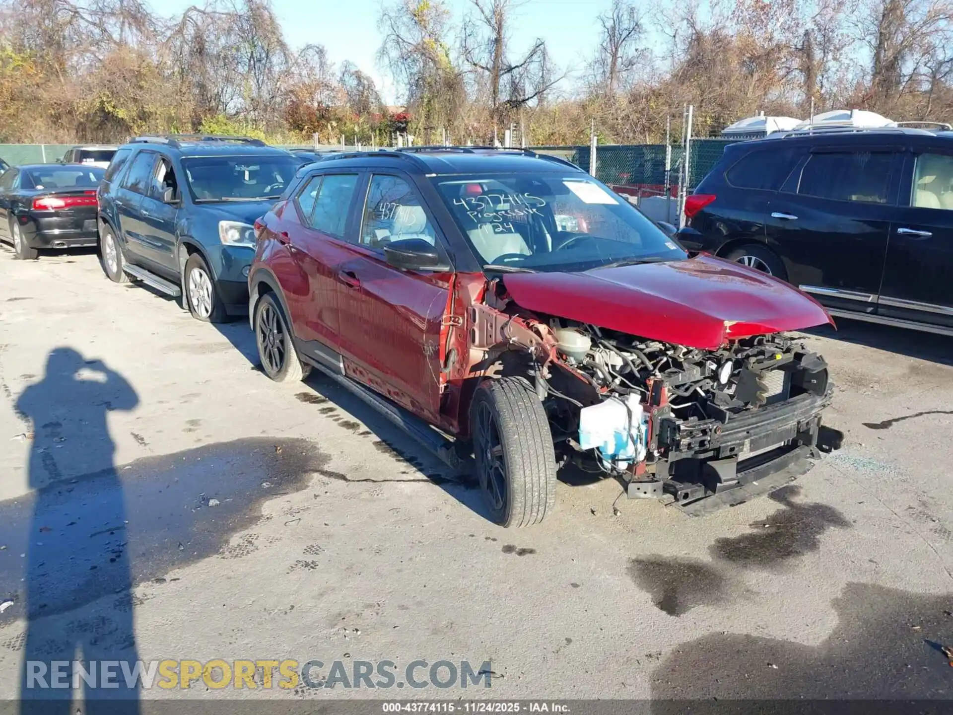 1 Photograph of a damaged car 3N1CP5DV0ML565971 NISSAN KICKS 2021