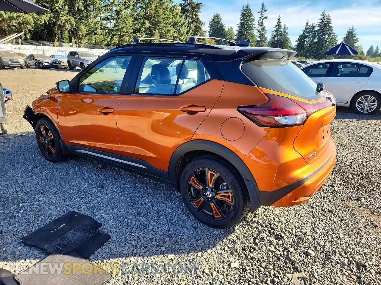 2 Photograph of a damaged car 3N1CP5DV1ML492111 NISSAN KICKS 2021