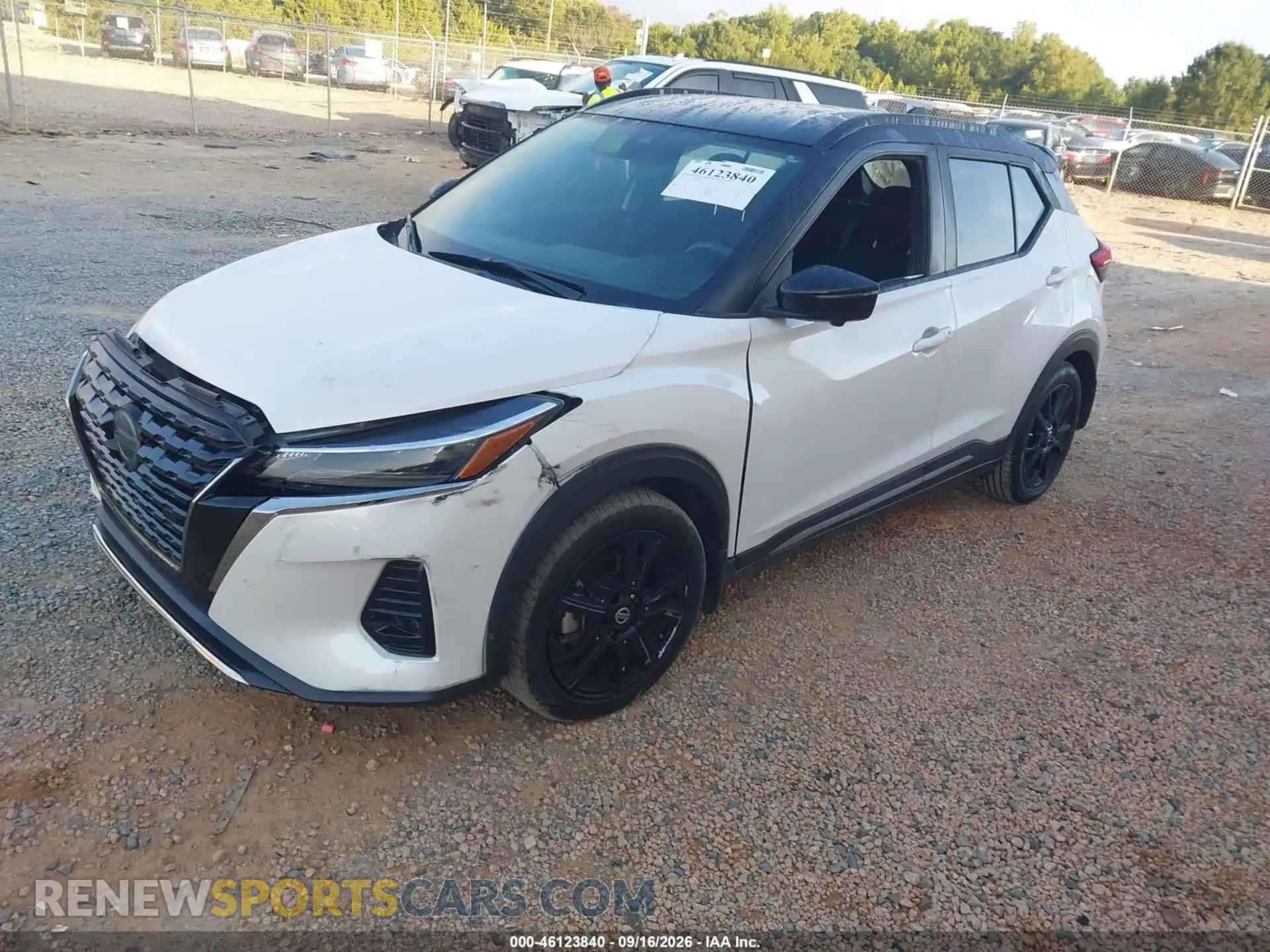 2 Photograph of a damaged car 3N1CP5DV2ML478413 NISSAN KICKS 2021