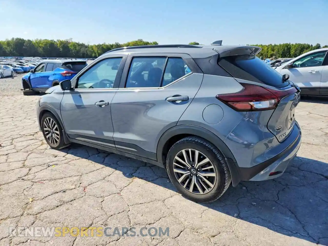 2 Photograph of a damaged car 3N1CP5DV3ML466383 NISSAN KICKS 2021