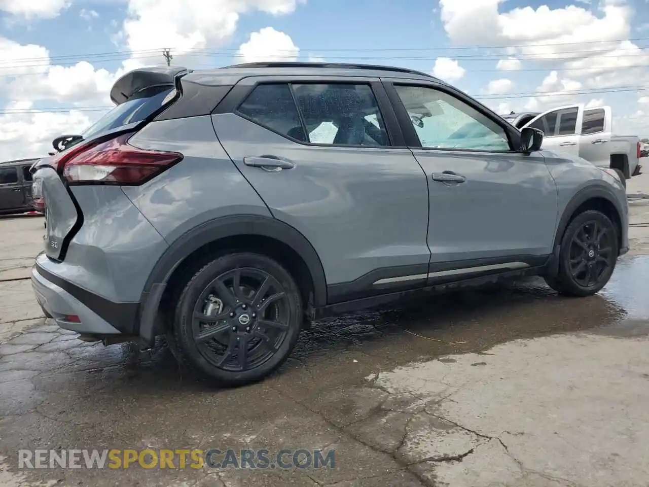 3 Photograph of a damaged car 3N1CP5DV4ML514988 NISSAN KICKS 2021