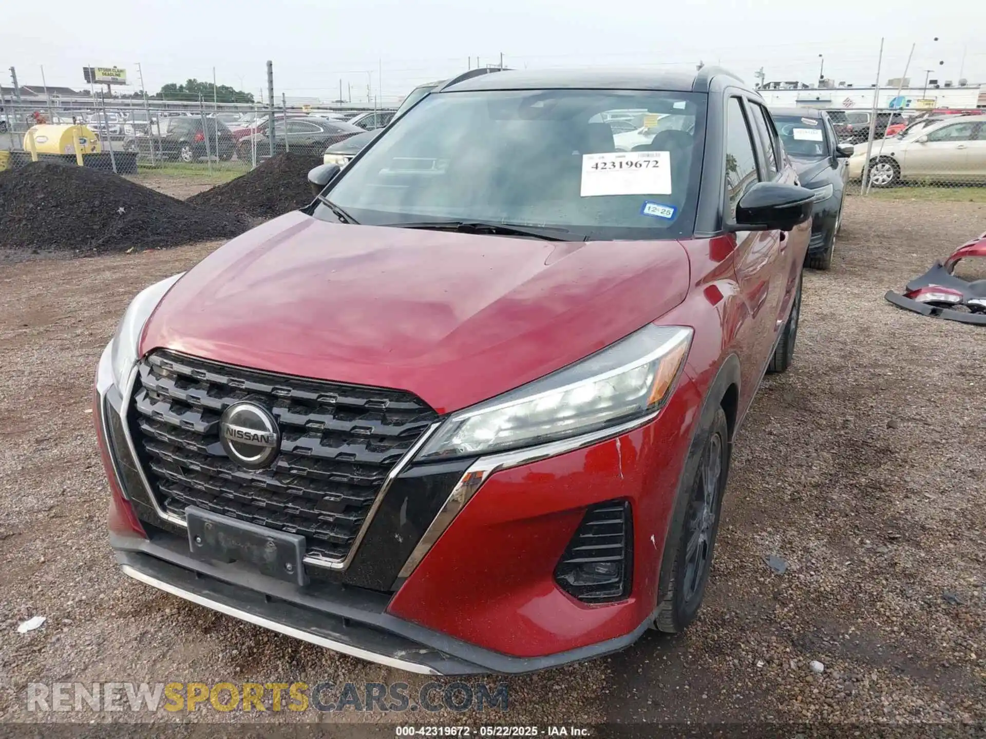 2 Photograph of a damaged car 3N1CP5DV6ML509761 NISSAN KICKS 2021
