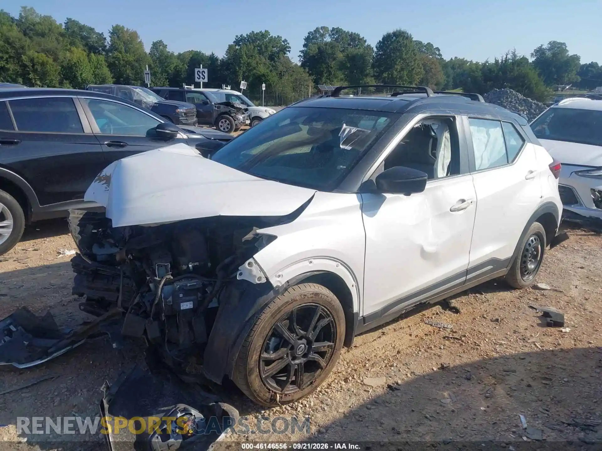 2 Photograph of a damaged car 3N1CP5DV6ML541318 NISSAN KICKS 2021