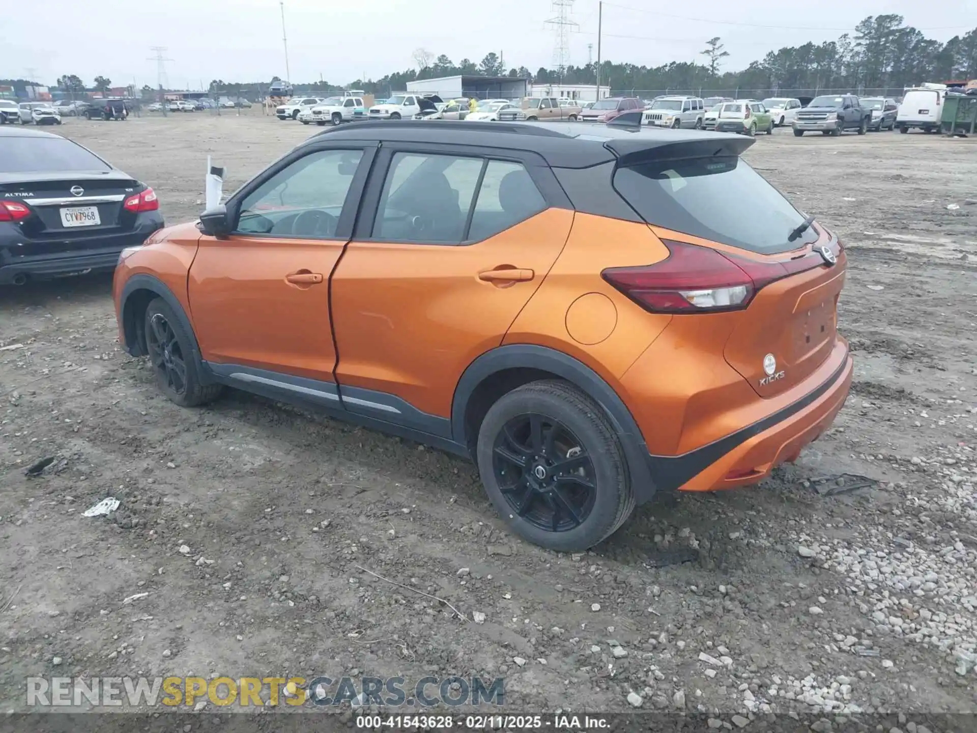 3 Photograph of a damaged car 3N1CP5DV6ML547376 NISSAN KICKS 2021