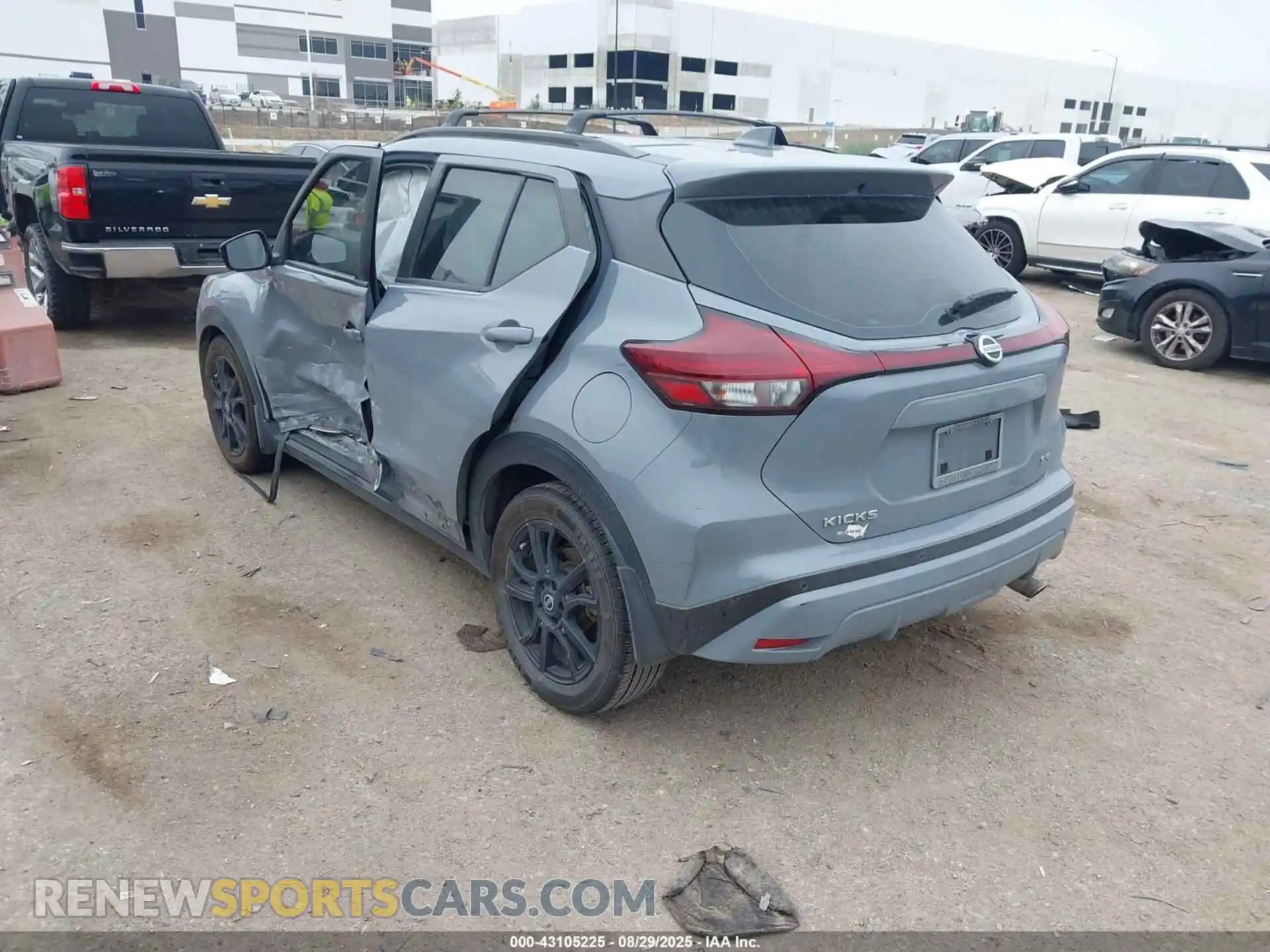 3 Photograph of a damaged car 3N1CP5DV8ML522298 NISSAN KICKS 2021