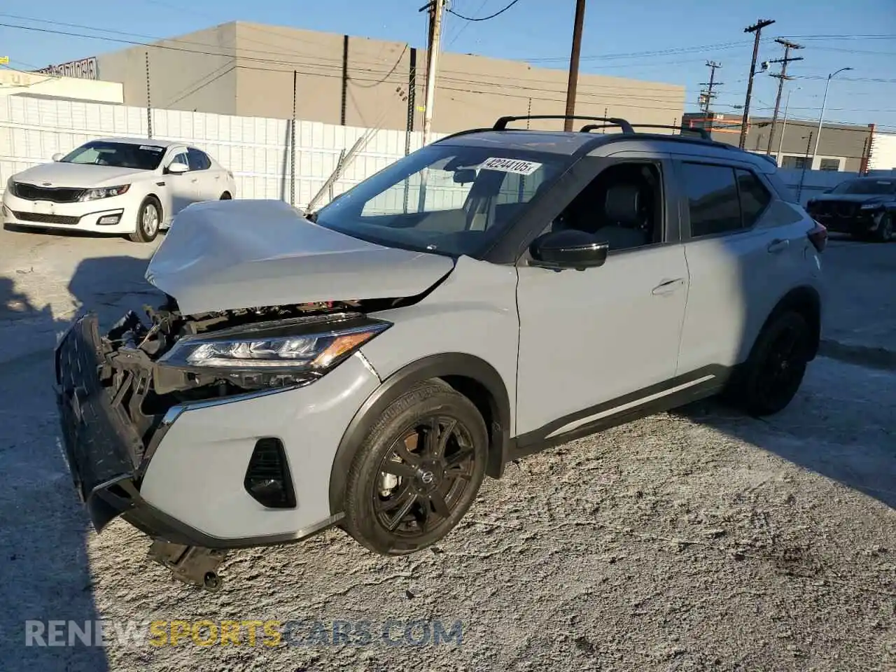 1 Photograph of a damaged car 3N1CP5DV8ML554460 NISSAN KICKS 2021