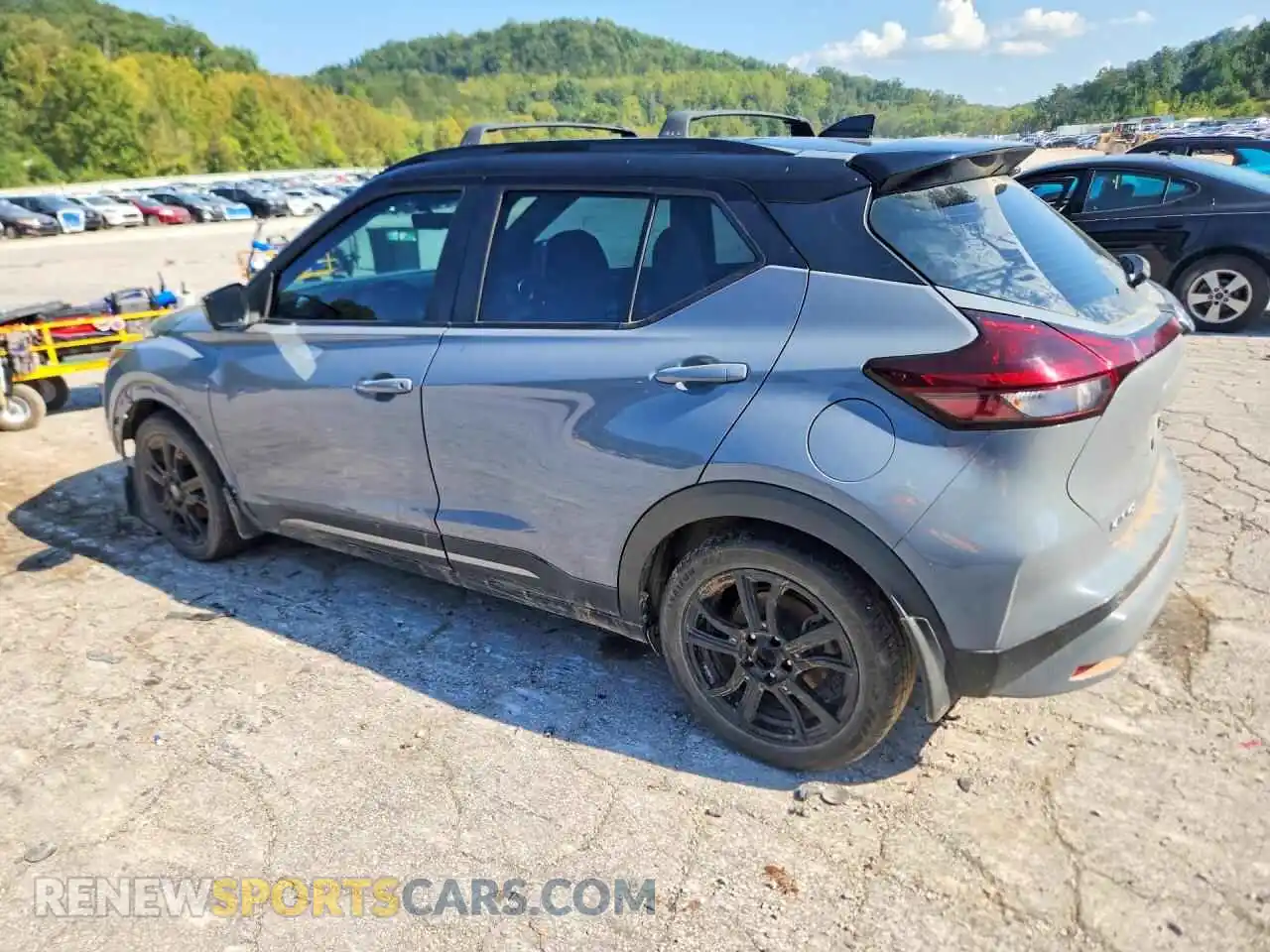 2 fotografías del automóvil dañado 3N1CP5DV9ML534749 NISSAN KICKS 2021