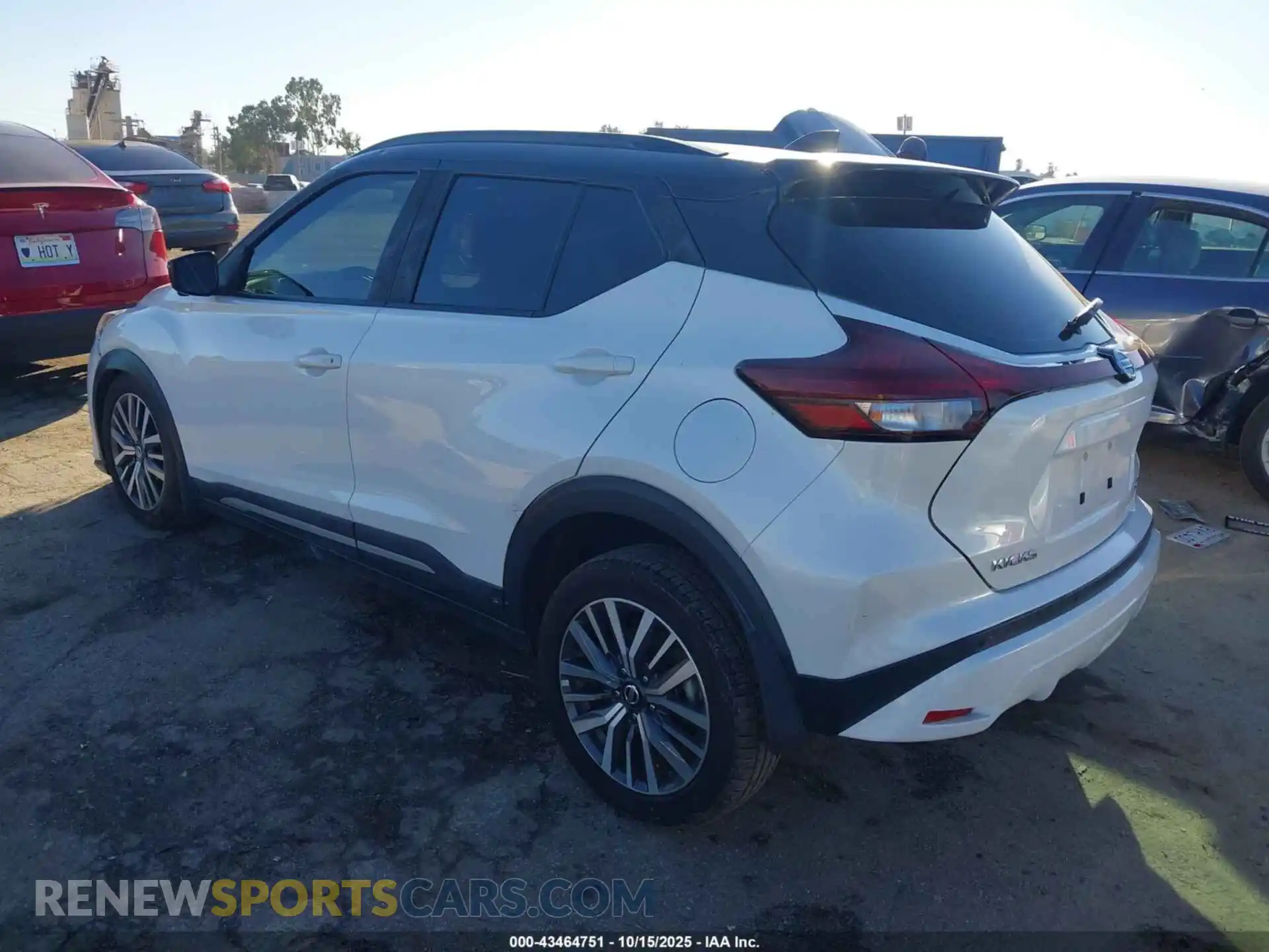 3 Photograph of a damaged car 3N1CP5DVXML474044 NISSAN KICKS 2021