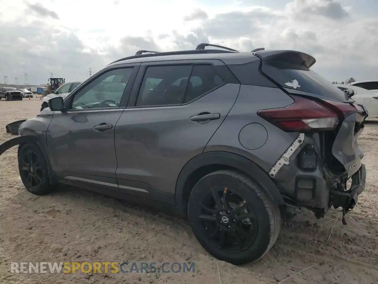 2 Photograph of a damaged car 3N1CP5DVXML519497 NISSAN KICKS 2021