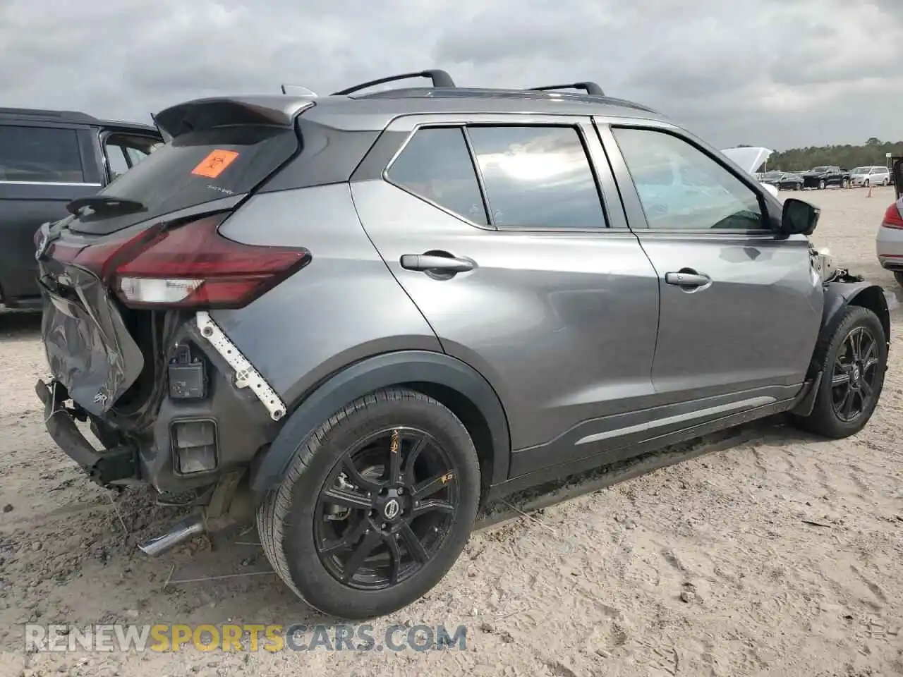 3 Photograph of a damaged car 3N1CP5DVXML519497 NISSAN KICKS 2021