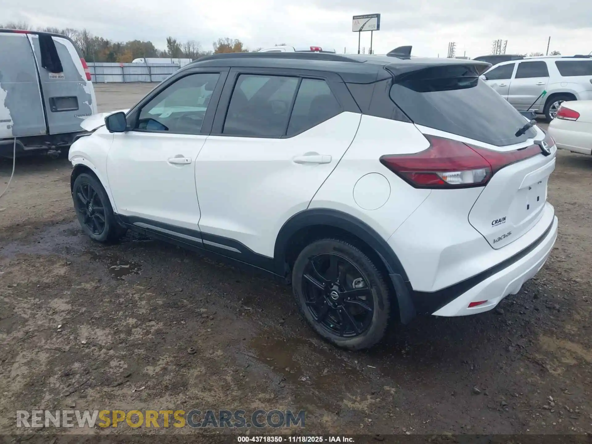 3 Photograph of a damaged car 3N1CP5DVXML560583 NISSAN KICKS 2021