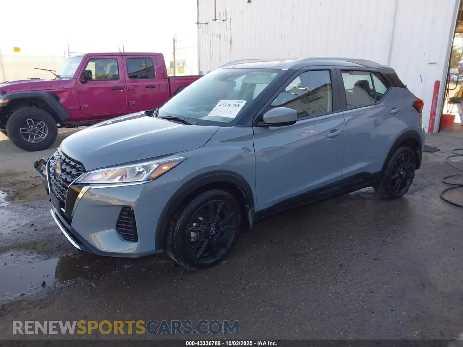 2 Photograph of a damaged car 3N1CP5CV2NL531937 NISSAN KICKS 2022