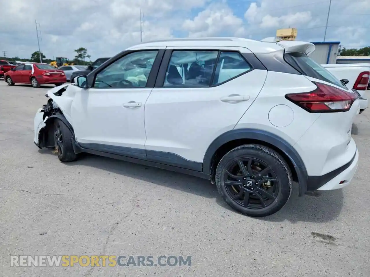 2 fotografías del automóvil dañado 3N1CP5CV6NL479373 NISSAN KICKS 2022