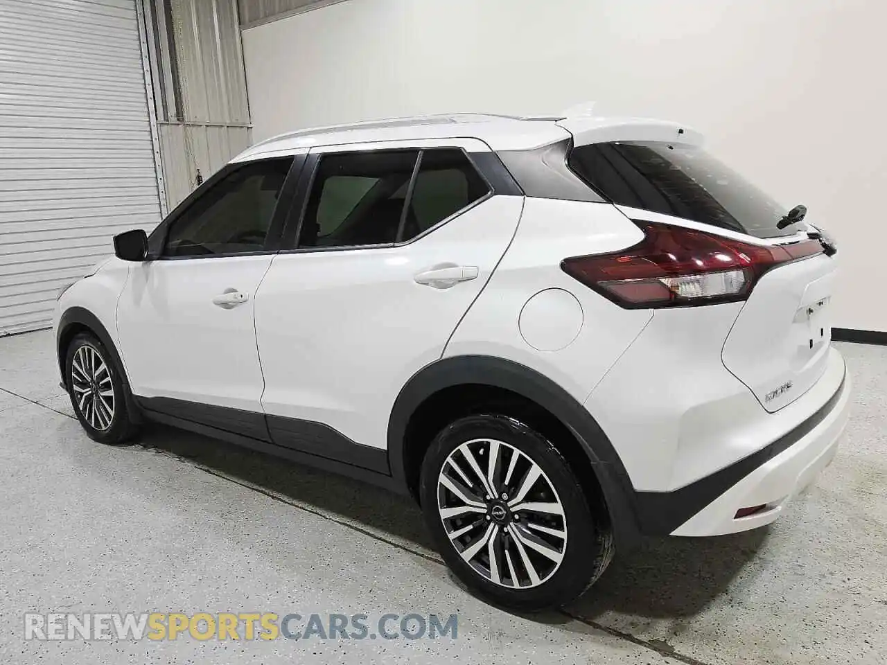 2 fotografías del automóvil dañado 3N1CP5CV8NL479231 NISSAN KICKS 2022