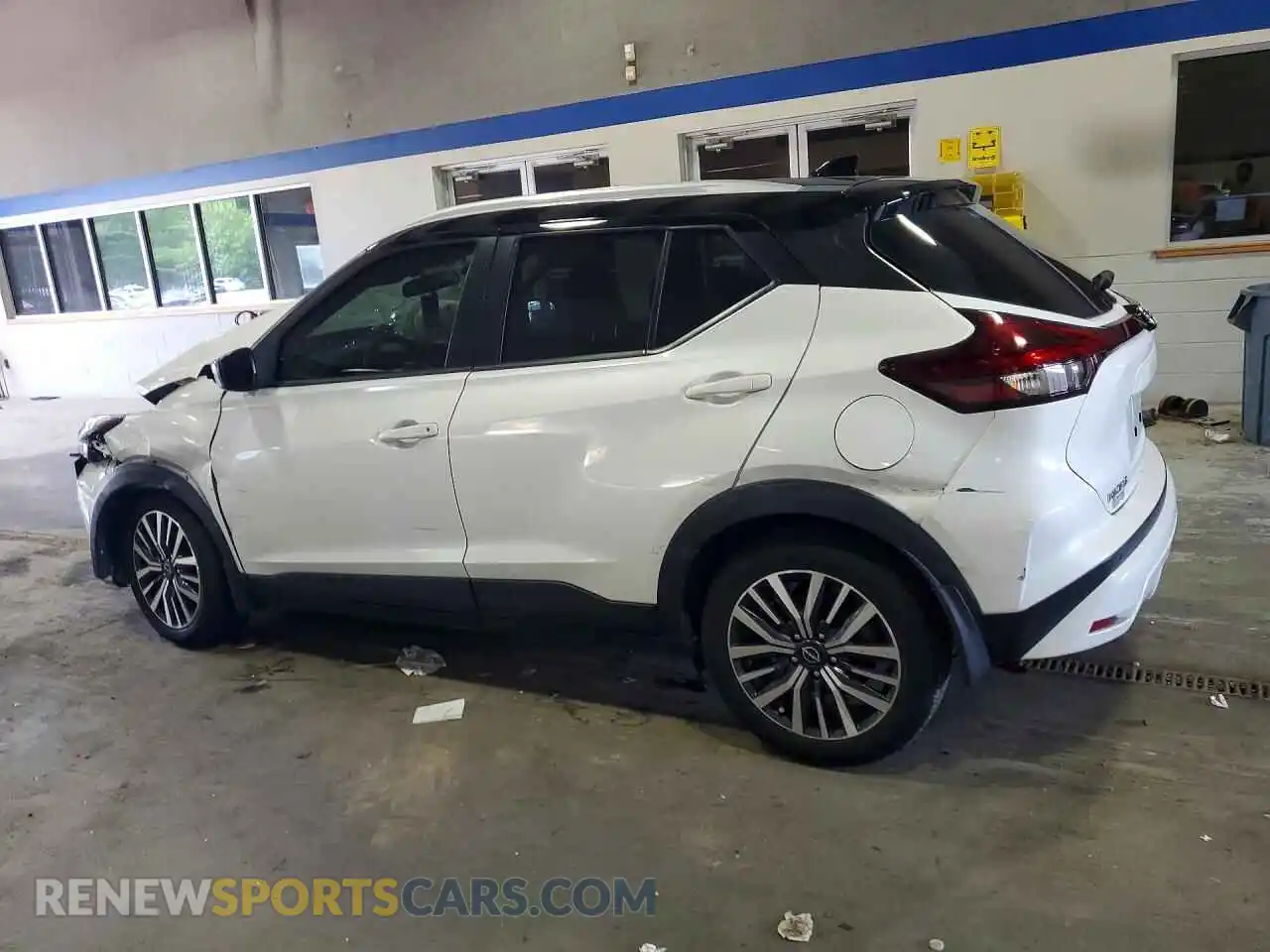 2 fotografías del automóvil dañado 3N1CP5CV9NL489296 NISSAN KICKS 2022