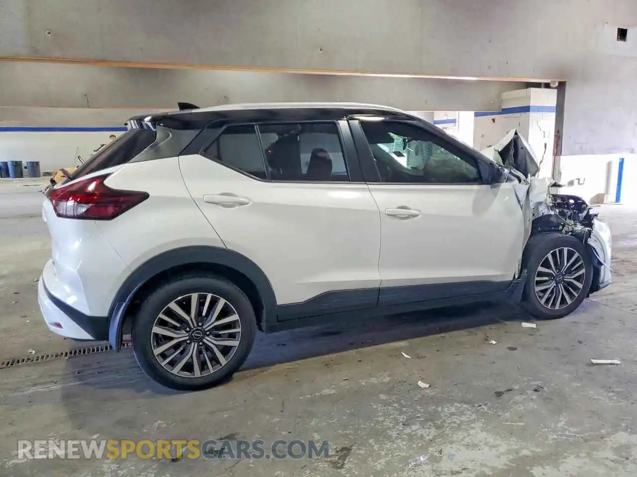 3 fotografías del automóvil dañado 3N1CP5CV9NL489296 NISSAN KICKS 2022