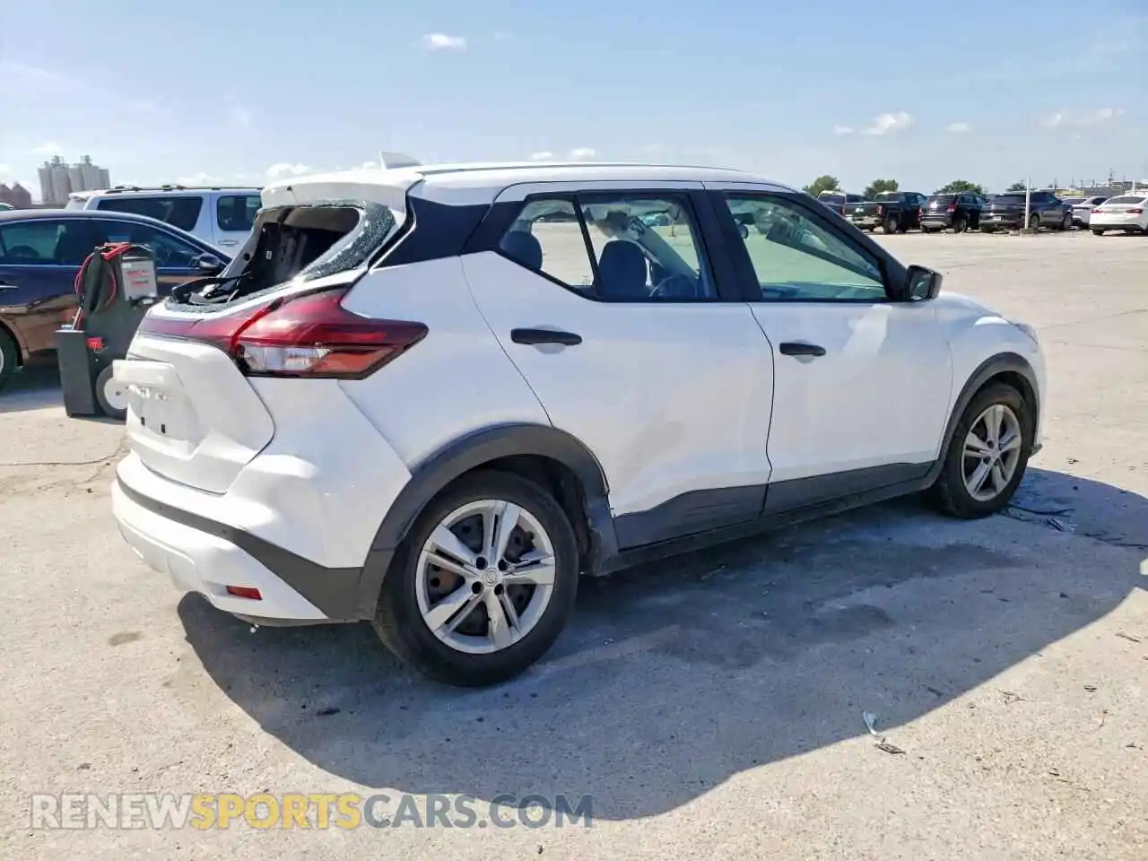 3 Фотография поврежденного автомобиля 3N1CP5BV1PL491127 NISSAN KICKS 2023