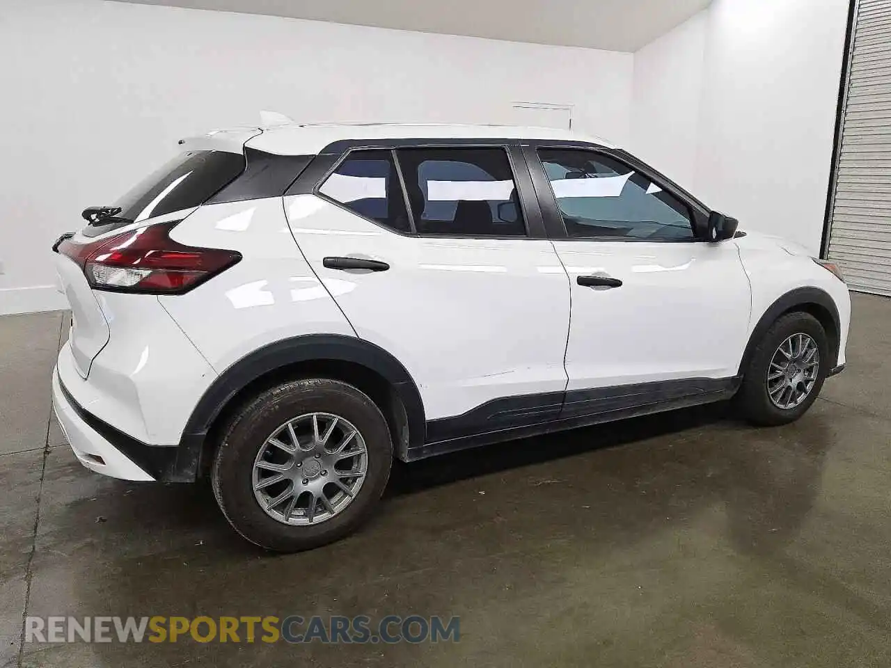 3 Фотография поврежденного автомобиля 3N1CP5BV4PL562790 NISSAN KICKS 2023