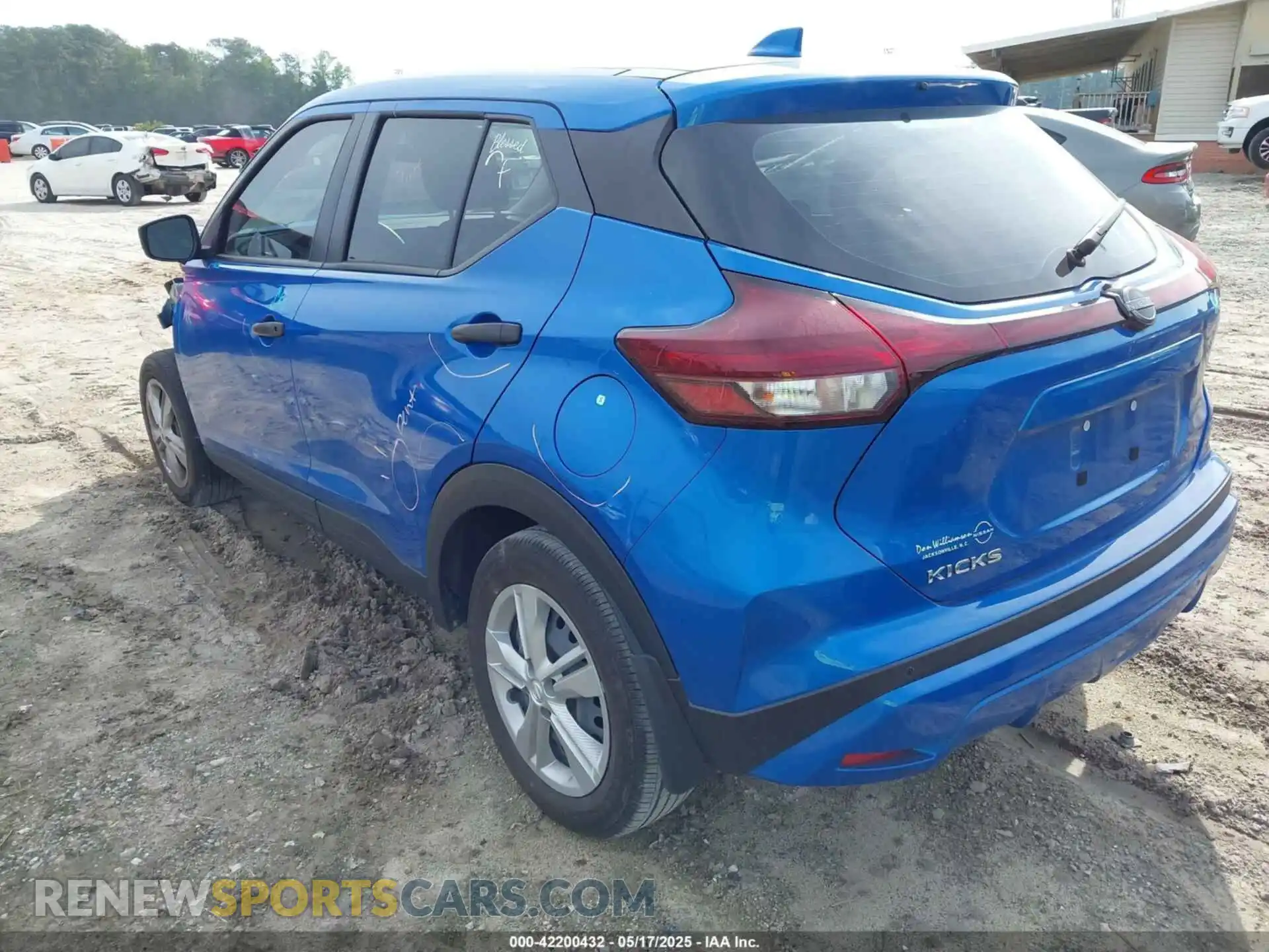 3 Фотография поврежденного автомобиля 3N1CP5BV6PL549619 NISSAN KICKS 2023