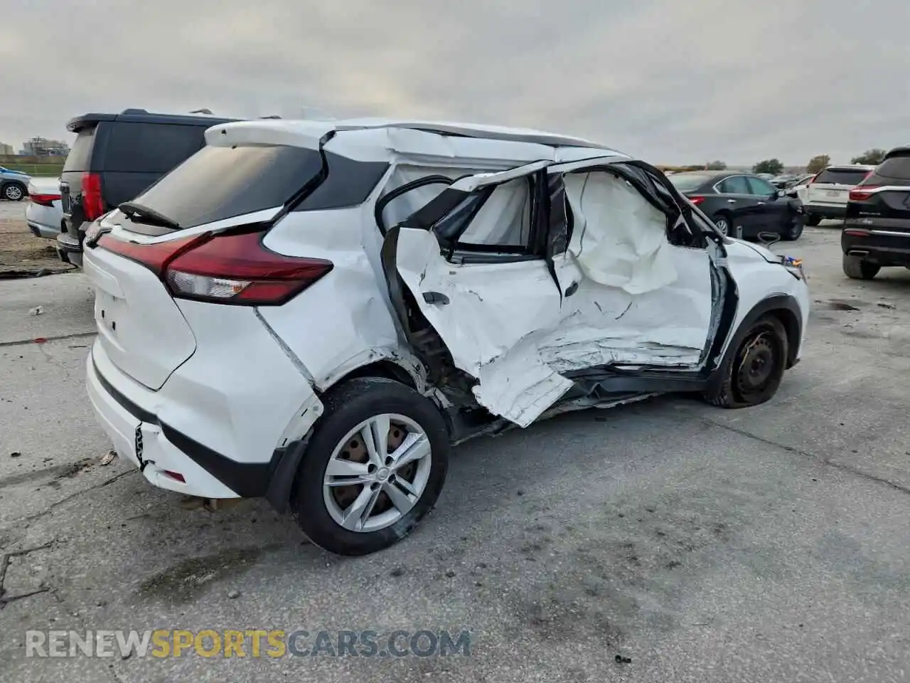 3 Photograph of a damaged car 3N1CP5BV8PL474566 NISSAN KICKS 2023
