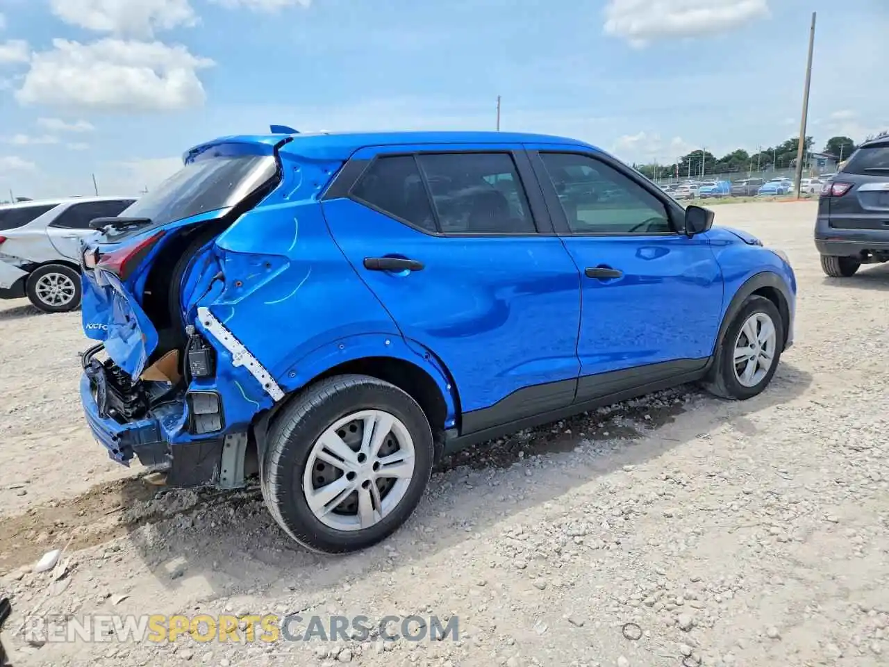3 fotografías del automóvil dañado 3N1CP5BV9PL549212 NISSAN KICKS 2023