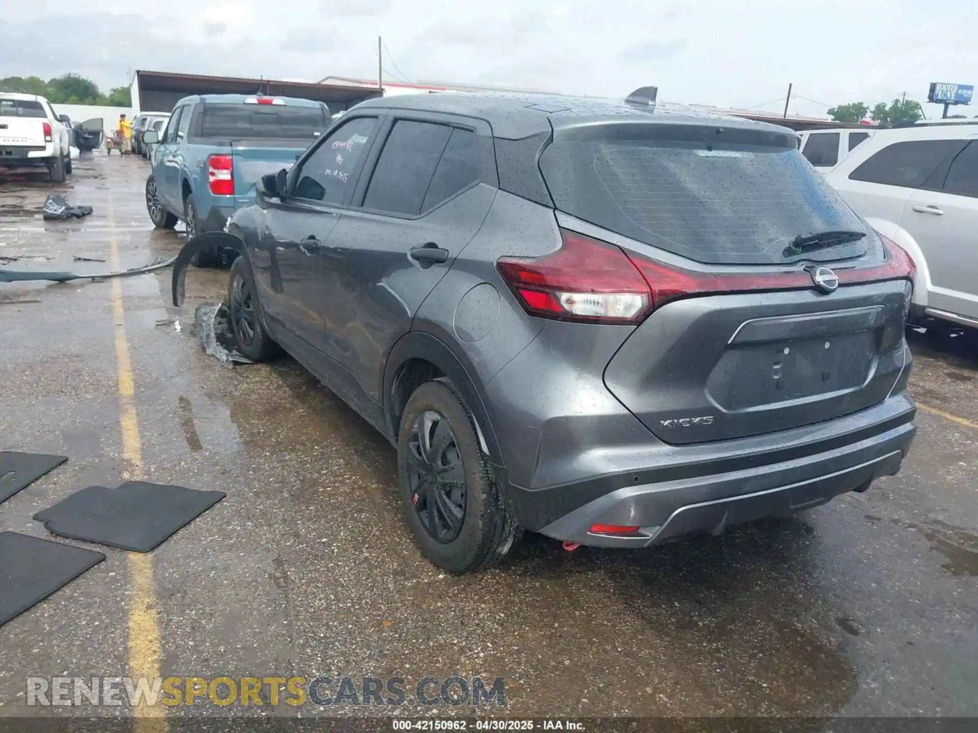 3 Photograph of a damaged car 3N1CP5BV9PL561294 NISSAN KICKS 2023