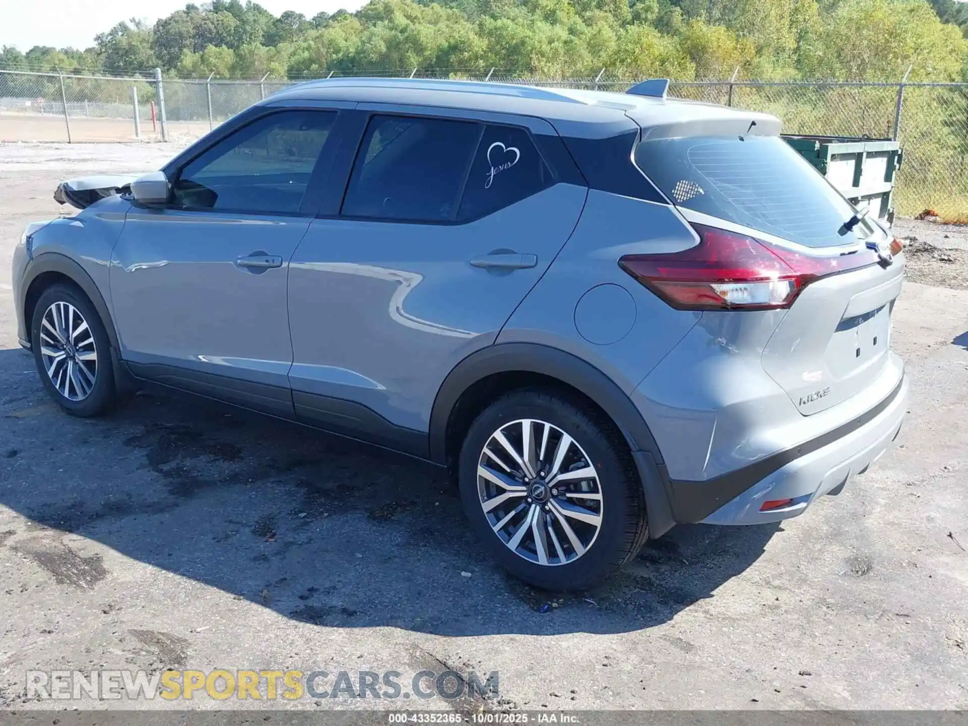 3 Photograph of a damaged car 3N1CP5CV1PL476643 NISSAN KICKS 2023