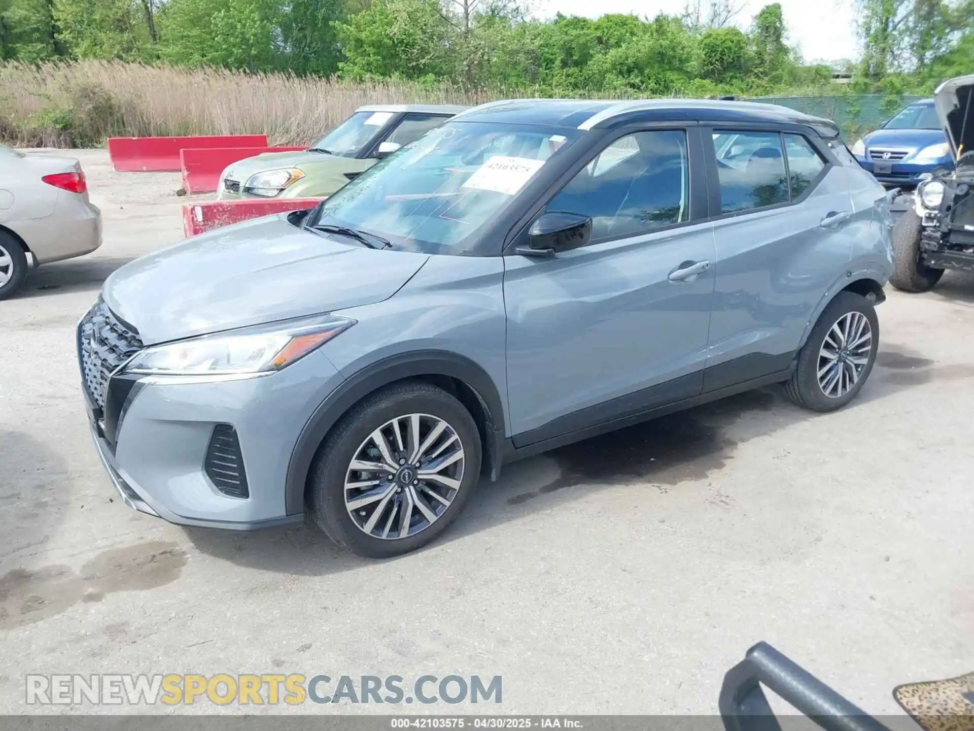 2 Photograph of a damaged car 3N1CP5CV1PL525243 NISSAN KICKS 2023