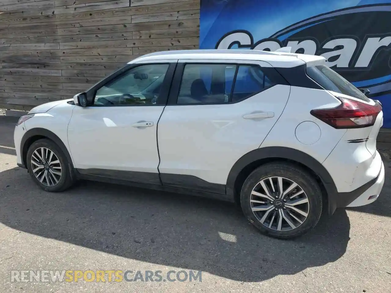 2 fotografías del automóvil dañado 3N1CP5CV1PL551597 NISSAN KICKS 2023