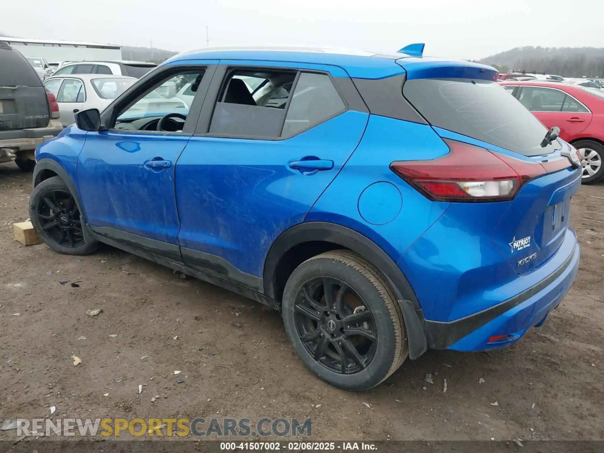 3 Photograph of a damaged car 3N1CP5CV2PL486890 NISSAN KICKS 2023