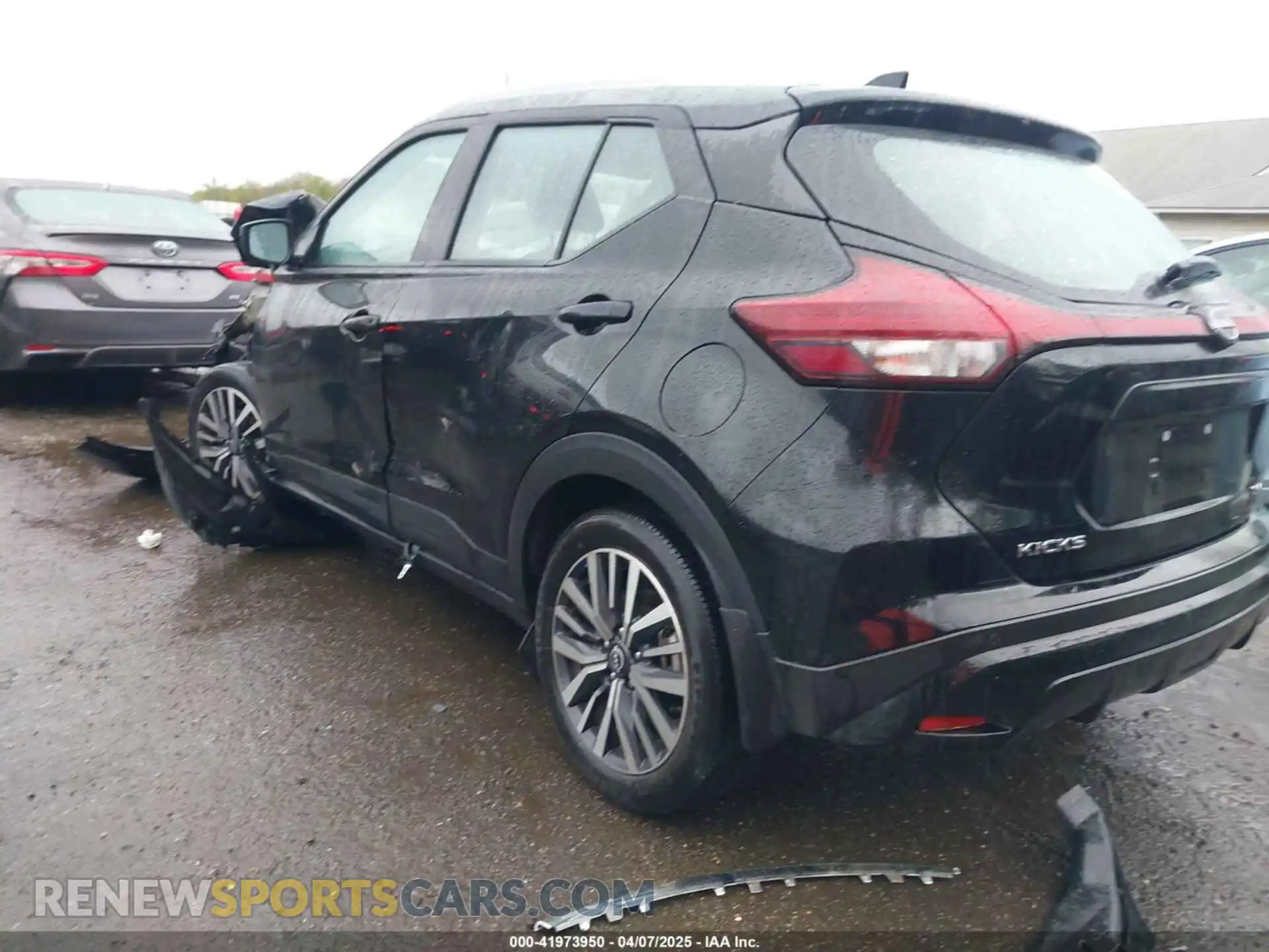 3 Photograph of a damaged car 3N1CP5CV2PL519287 NISSAN KICKS 2023