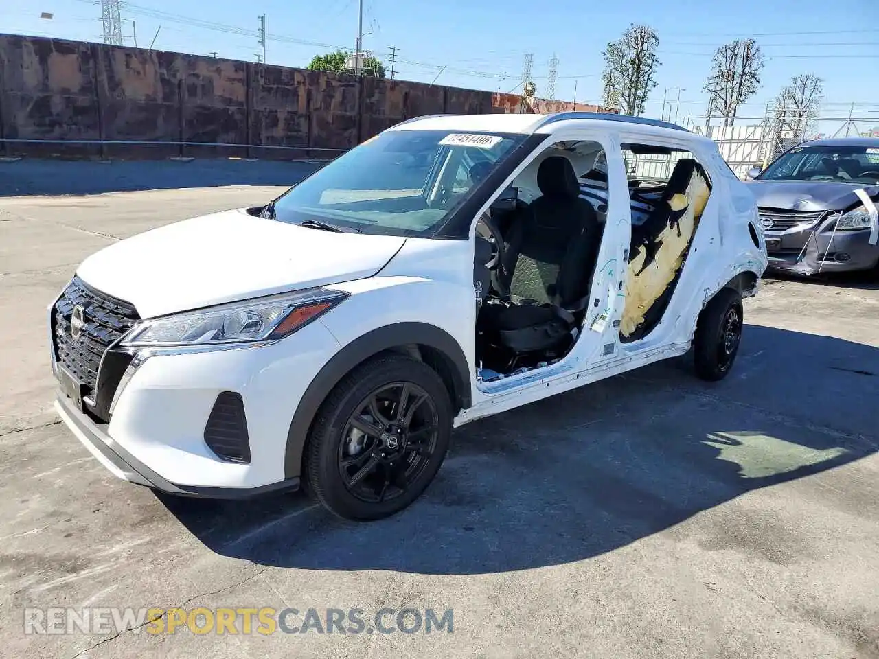 1 Фотография поврежденного автомобиля 3N1CP5CV2PL521248 NISSAN KICKS 2023