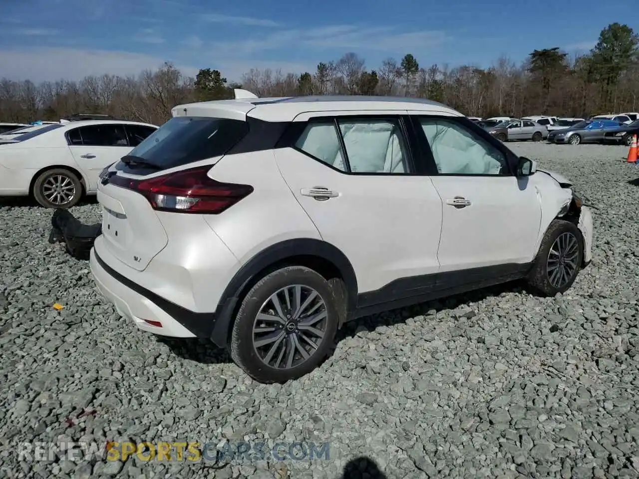 3 Photograph of a damaged car 3N1CP5CV2PL526577 NISSAN KICKS 2023