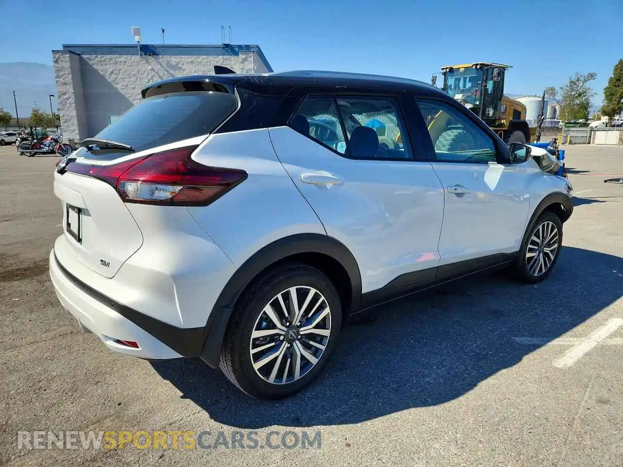 3 Photograph of a damaged car 3N1CP5CV4PL531103 NISSAN KICKS 2023
