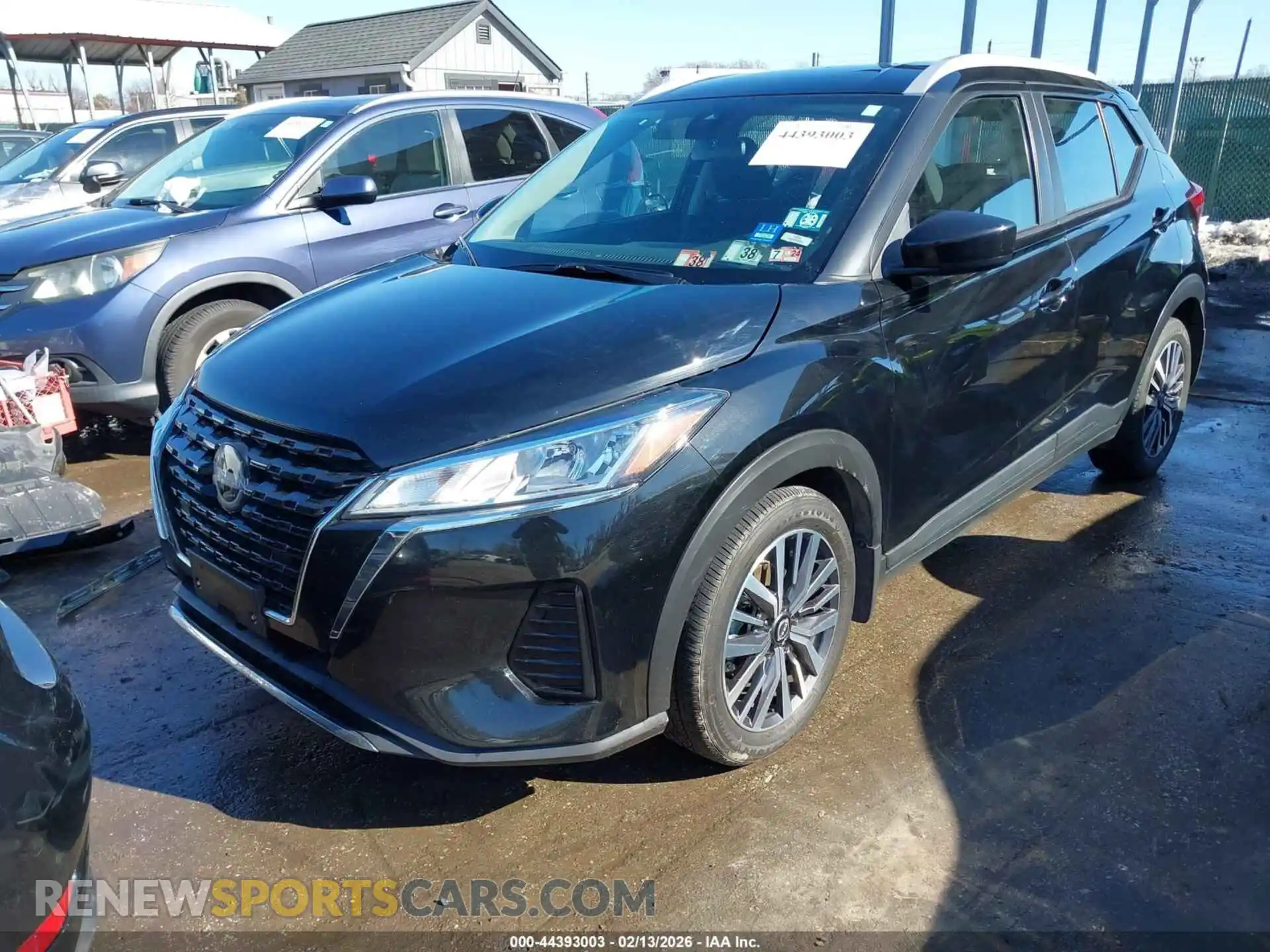 2 fotografías del automóvil dañado 3N1CP5CV4PL546958 NISSAN KICKS 2023