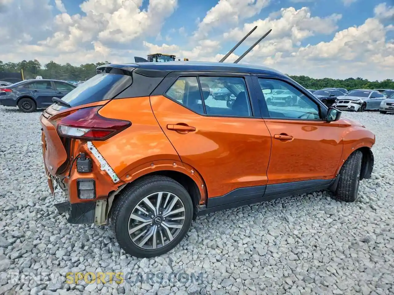 3 fotografías del automóvil dañado 3N1CP5CV4PL548130 NISSAN KICKS 2023