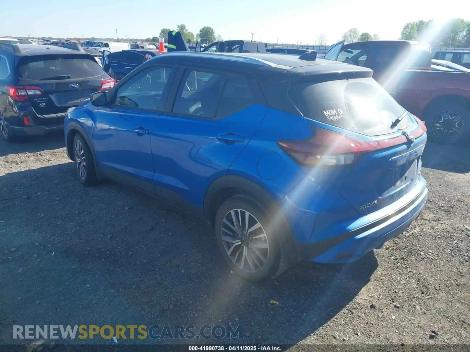 3 Photograph of a damaged car 3N1CP5CV4PL551450 NISSAN KICKS 2023