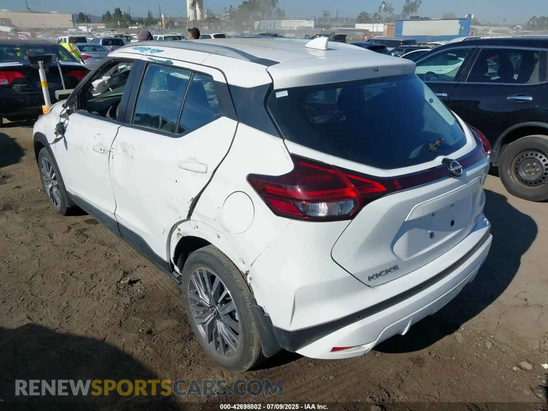 3 Photograph of a damaged car 3N1CP5CV5PL476337 NISSAN KICKS 2023