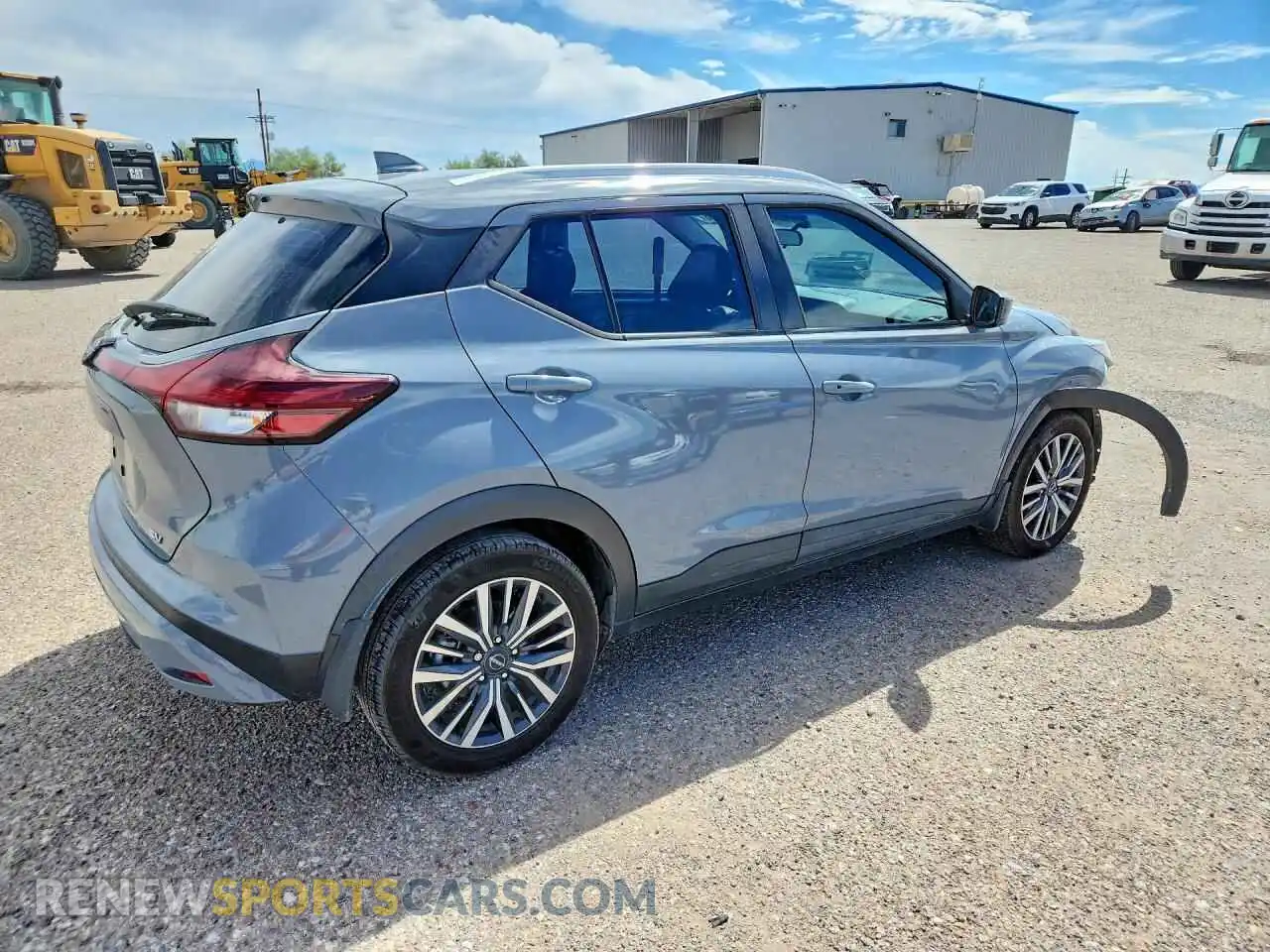 3 fotografías del automóvil dañado 3N1CP5CV7PL465842 NISSAN KICKS 2023