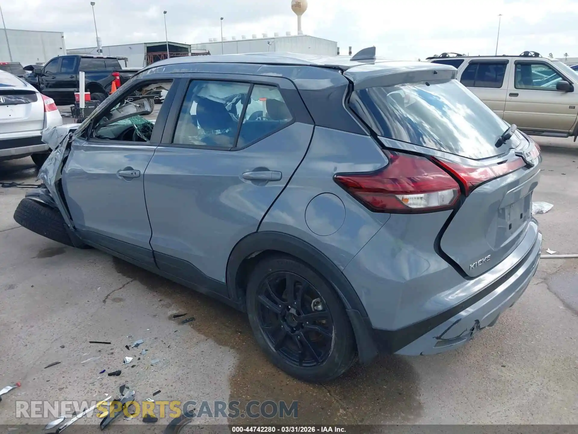 3 Photograph of a damaged car 3N1CP5CV7PL538062 NISSAN KICKS 2023