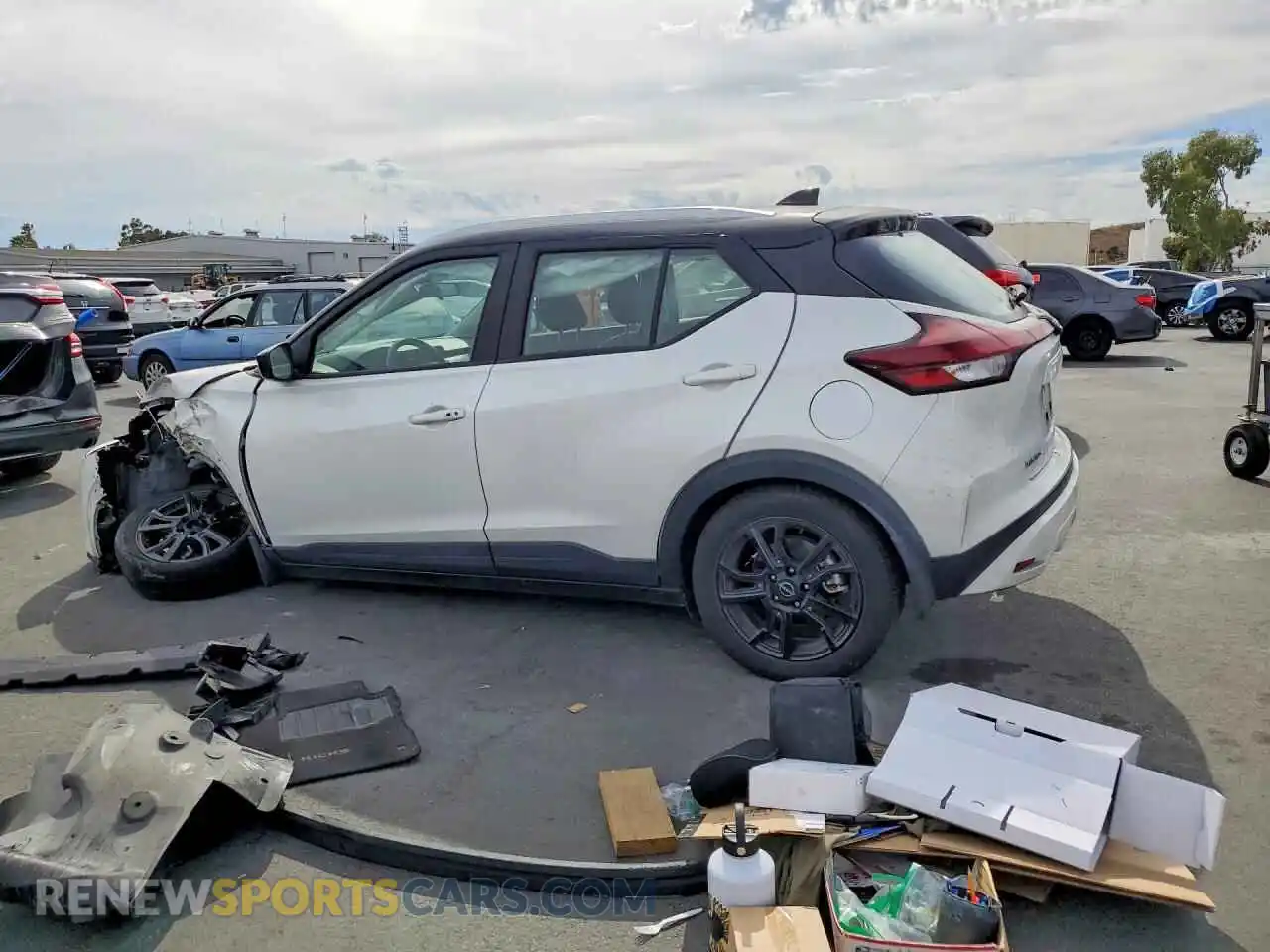 2 Photograph of a damaged car 3N1CP5CVXPL484580 NISSAN KICKS 2023