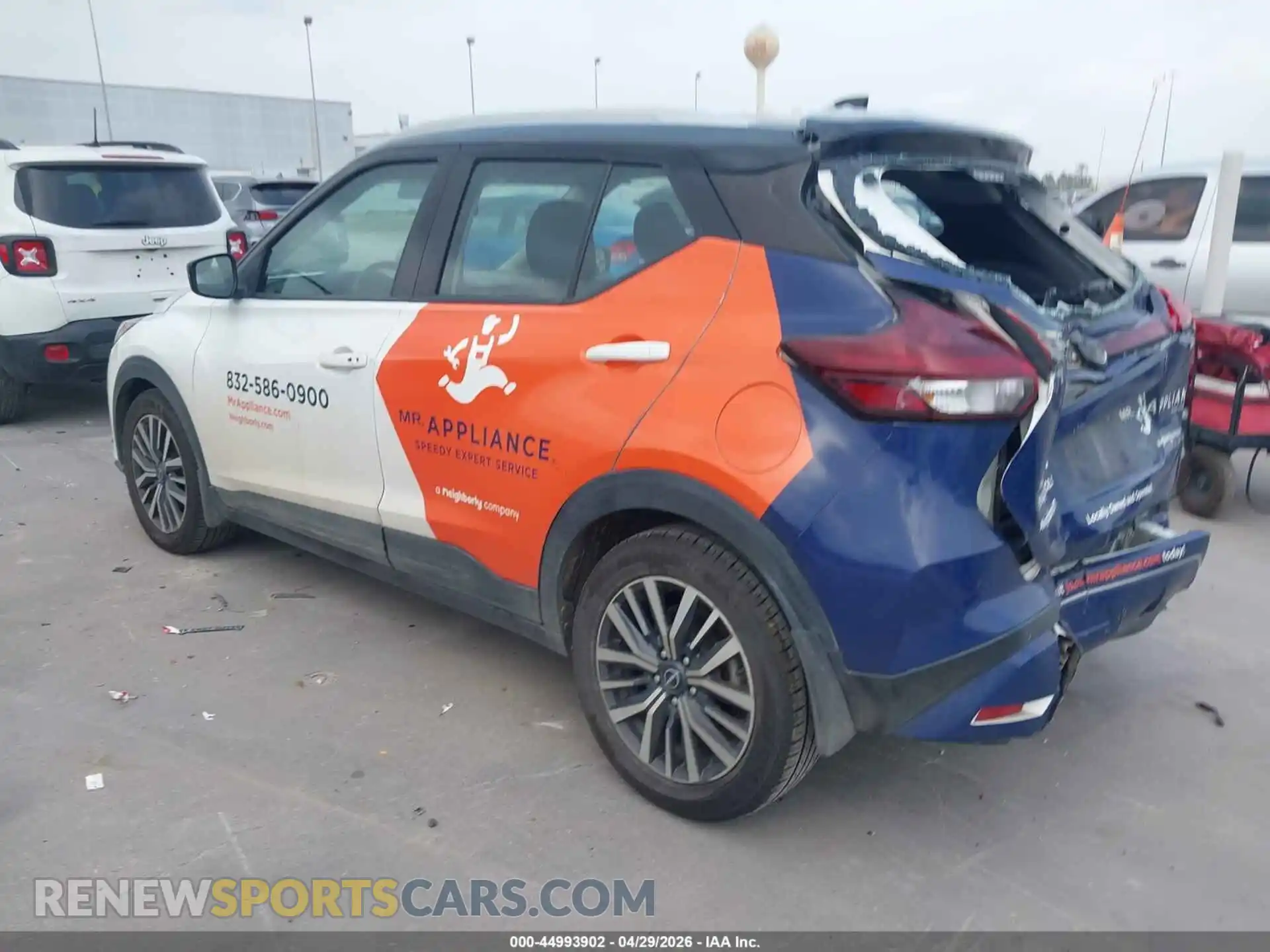 3 fotografías del automóvil dañado 3N1CP5CVXPL488550 NISSAN KICKS 2023