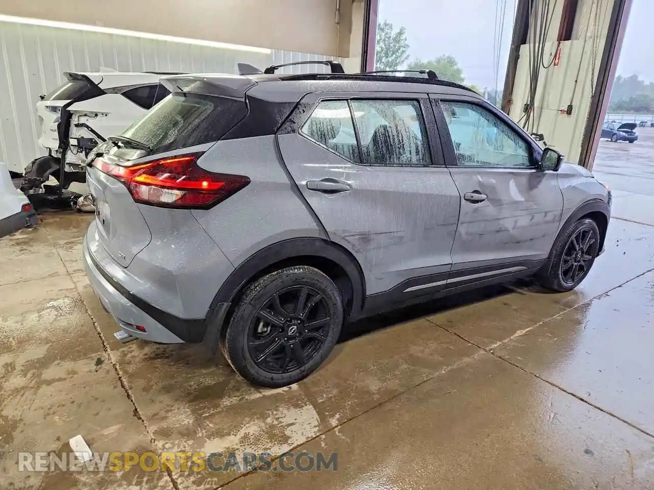 3 Фотография поврежденного автомобиля 3N1CP5DV7PL476497 NISSAN KICKS 2023